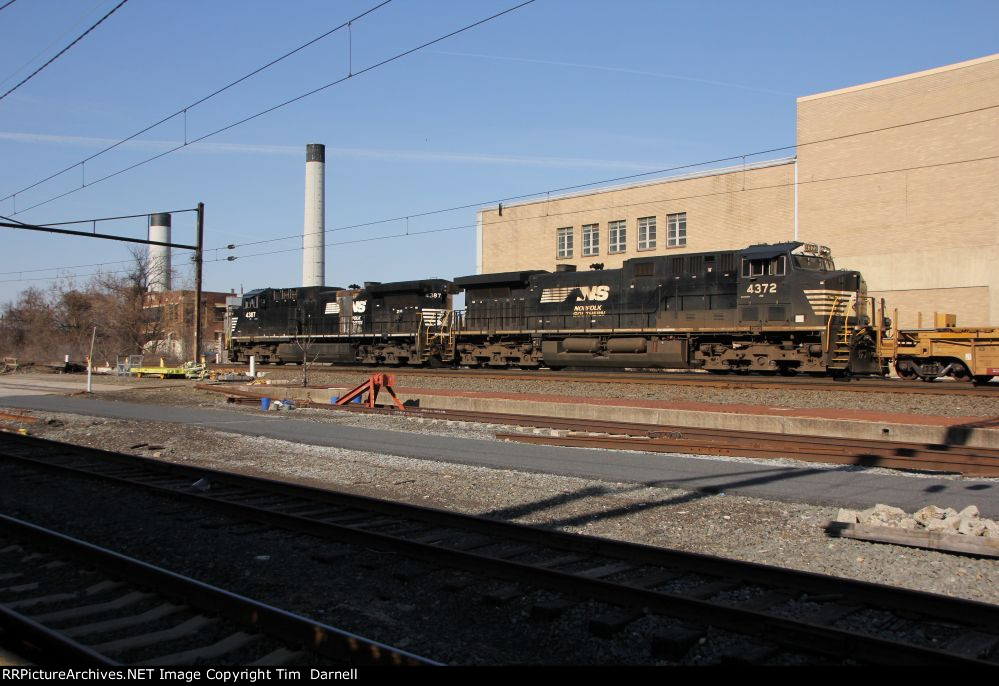 NS 4372 on 21W